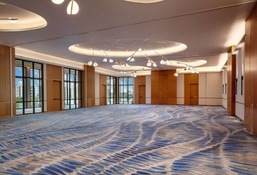 هتل Conrad Orlando