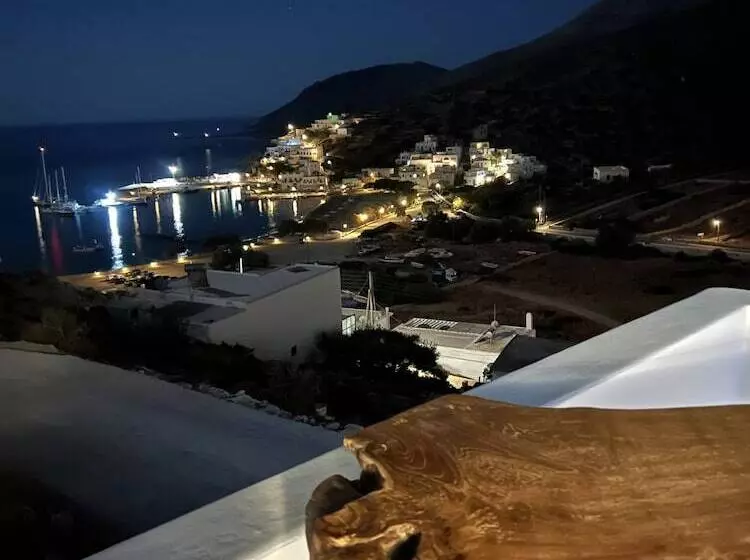 ホテル Zetine Suites Sikinos