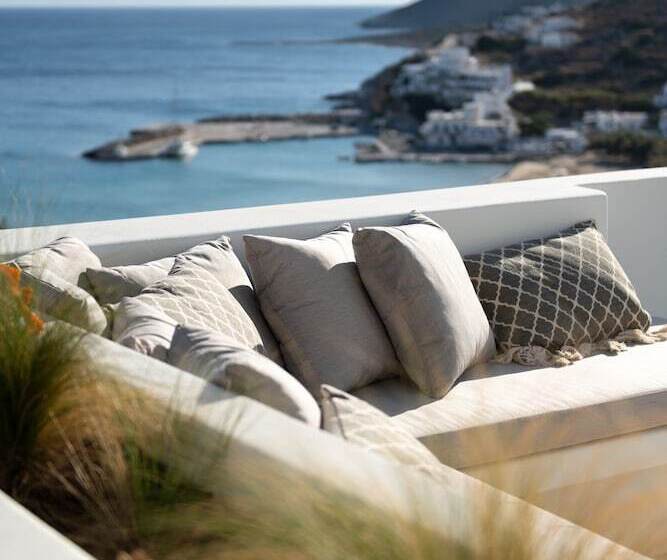 בית מלון כפרי Zetine Suites Sikinos