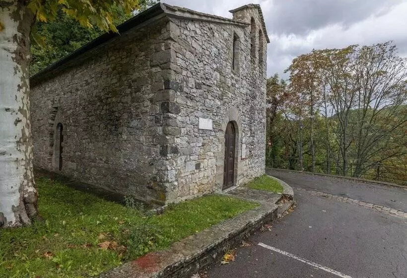 Medieval Farmhouse In Caprese Michelangelo With Terrace