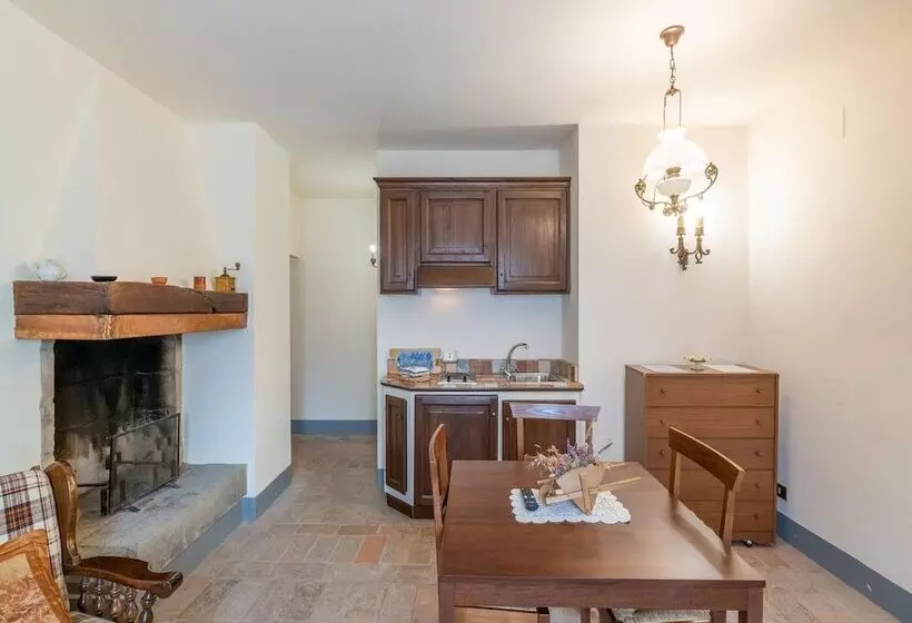 Medieval Farmhouse In Caprese Michelangelo With Terrace