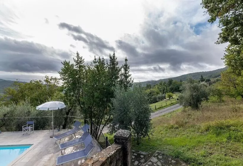 Medieval Farmhouse In Caprese Michelangelo With Terrace
