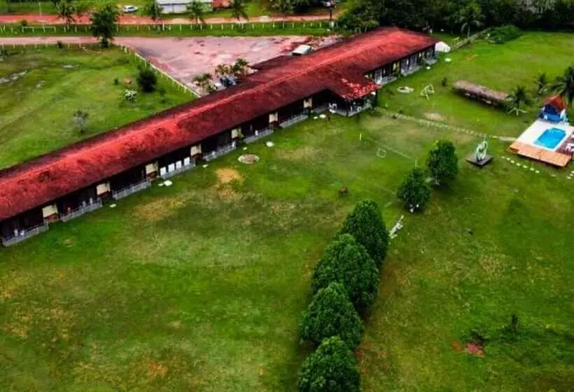 Parque Hotel Corredeira Do Urubuí