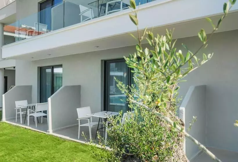 Majatalo Alexmare Hotel Fourka