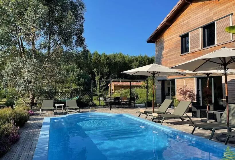 Majatalo La Grange Du Coulin