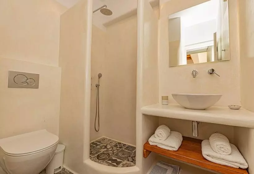 ペンション Studio Strouvalis