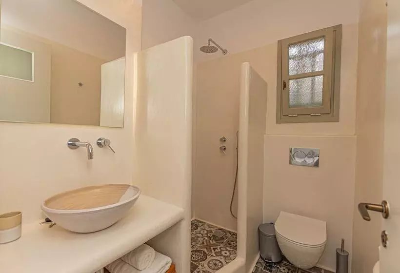 ペンション Studio Strouvalis