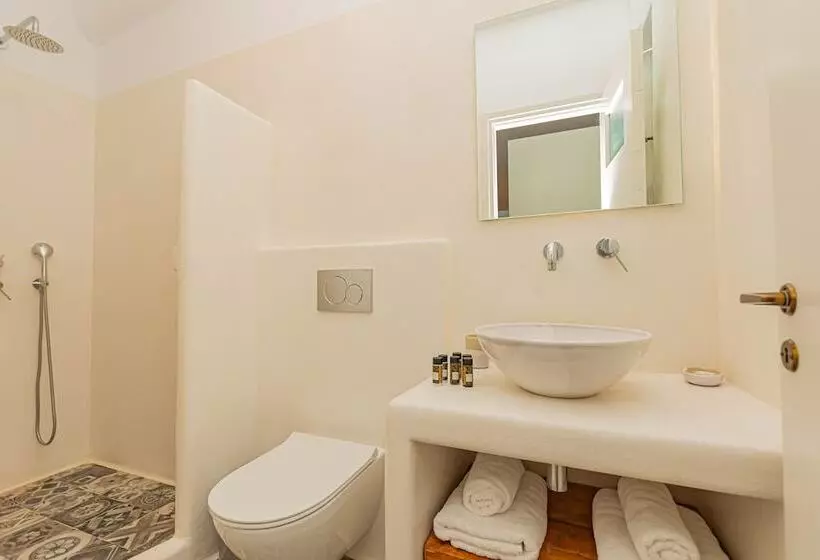 ペンション Studio Strouvalis