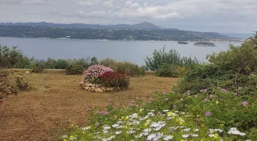 レジデンス Immaculate 3 Bed House In Chania