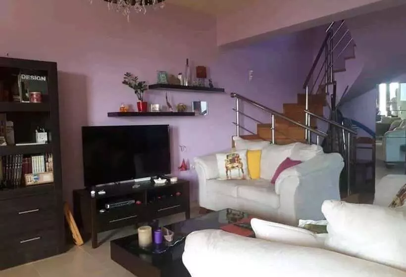 レジデンス Immaculate 3 Bed House In Chania