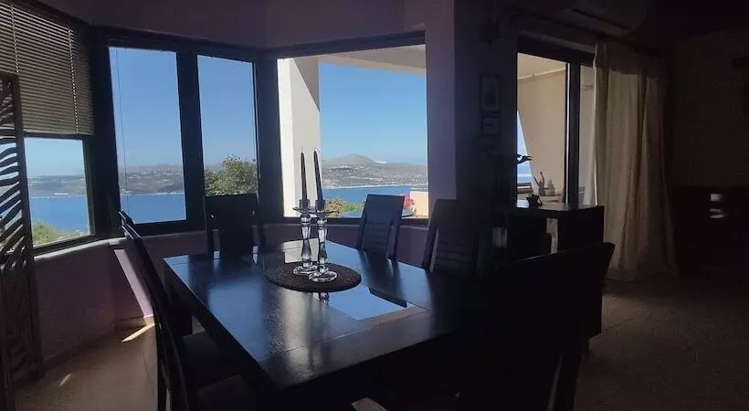 レジデンス Immaculate 3 Bed House In Chania