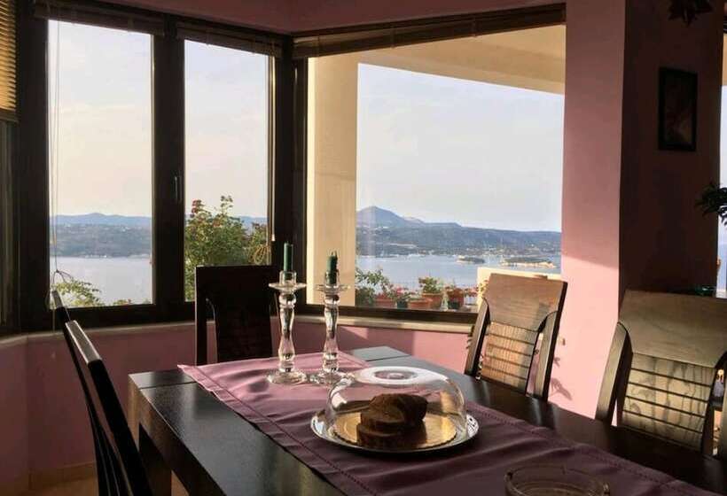 اقامتگاه Immaculate 3 Bed House In Chania