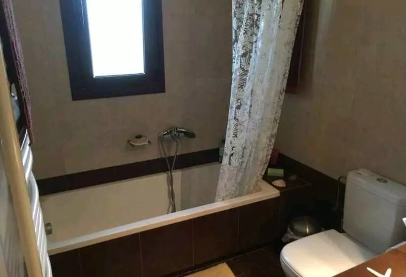 レジデンス Immaculate 3 Bed House In Chania
