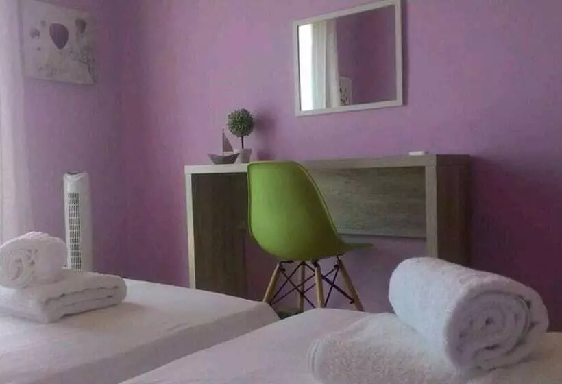 レジデンス Immaculate 3 Bed House In Chania