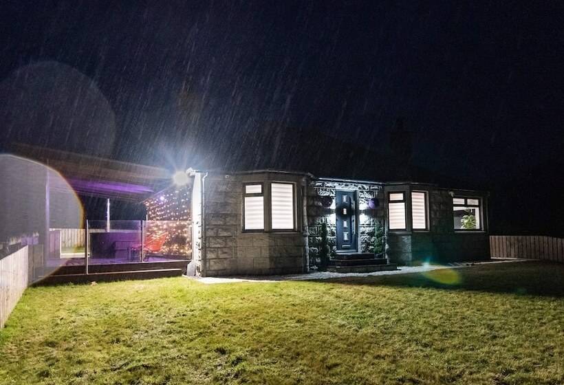 إقامة Stunningly Refurbished 1 Bed Home On The N/e Coast