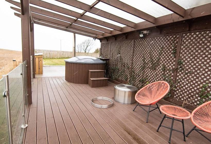 إقامة Stunningly Refurbished 1 Bed Home On The N/e Coast