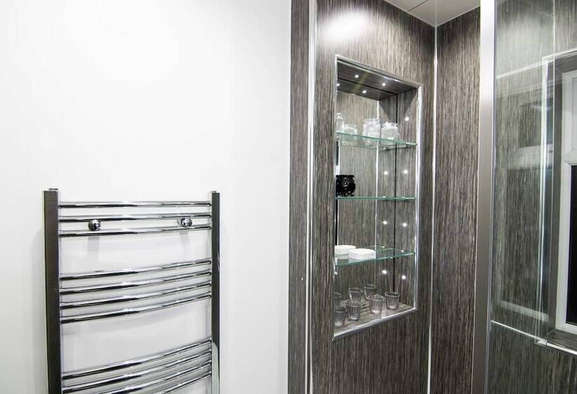 إقامة Stunningly Refurbished 1 Bed Home On The N/e Coast