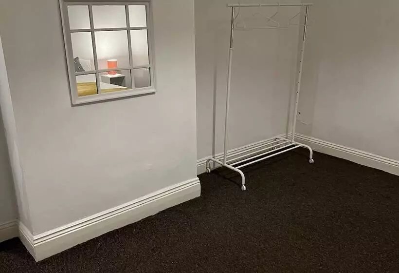 レジデンス Guesthouse 2br Parking Wifi Toiletriesprovided