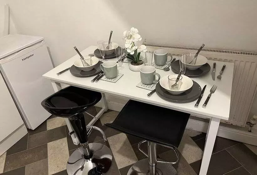 レジデンス Guesthouse 2br Parking Wifi Toiletriesprovided