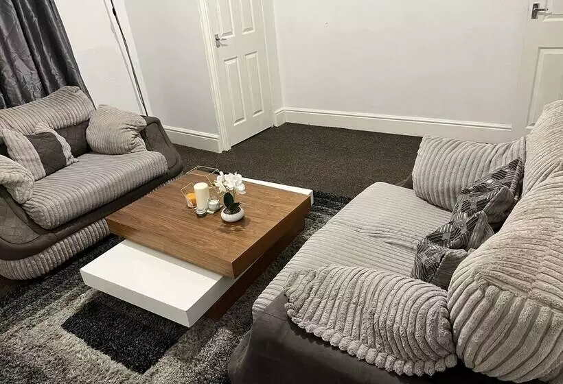 レジデンス Guesthouse 2br Parking Wifi Toiletriesprovided