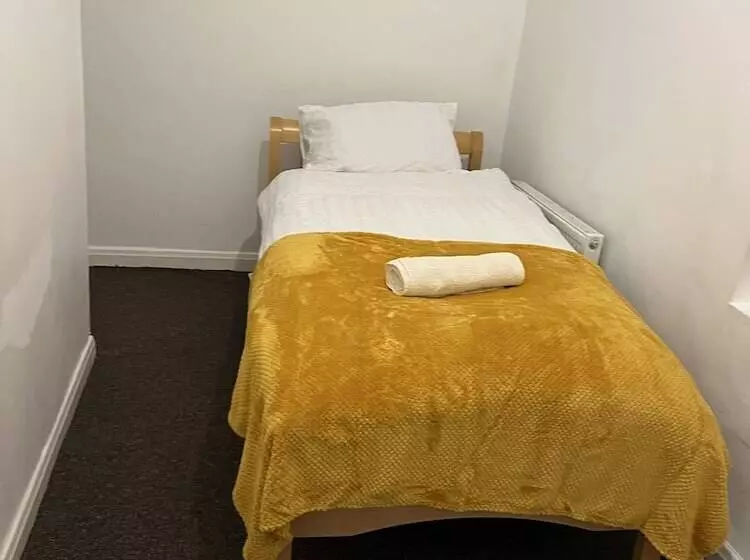 レジデンス Guesthouse 2br Parking Wifi Toiletriesprovided