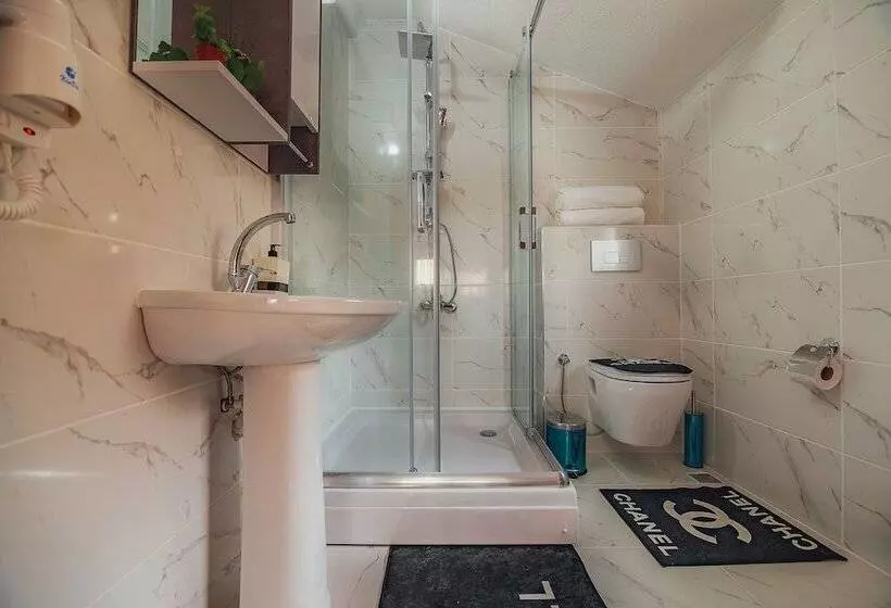 Taksim Wonder Suites