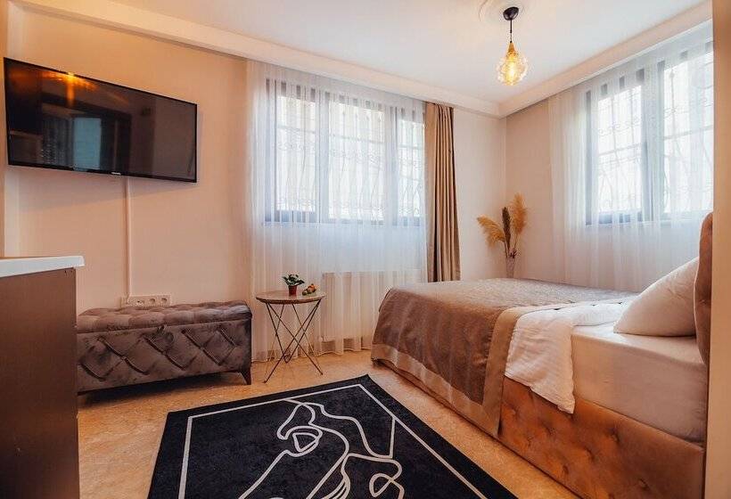 Taksim Wonder Suites
