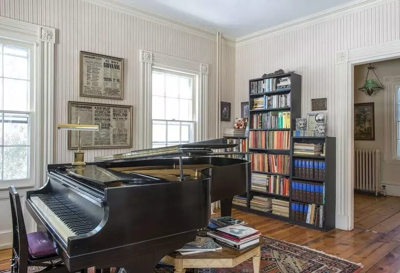 The Egremont Village Inn