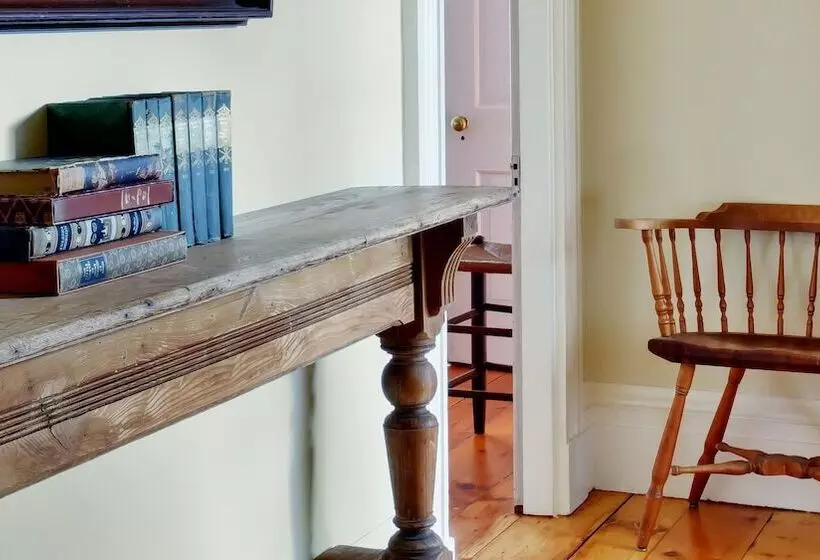 The Egremont Village Inn