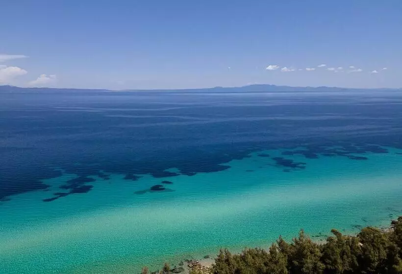 Aamiaismajoitus (B&B) Pefkon Suites