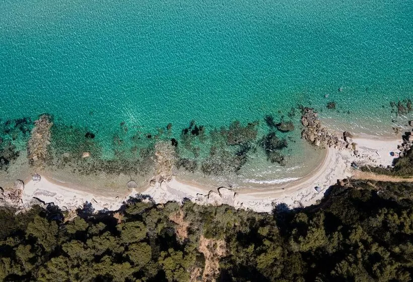 Aamiaismajoitus (B&B) Pefkon Suites