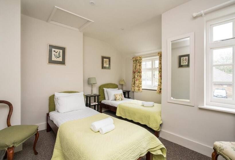 Charming 2bd Garden House Hammersmith