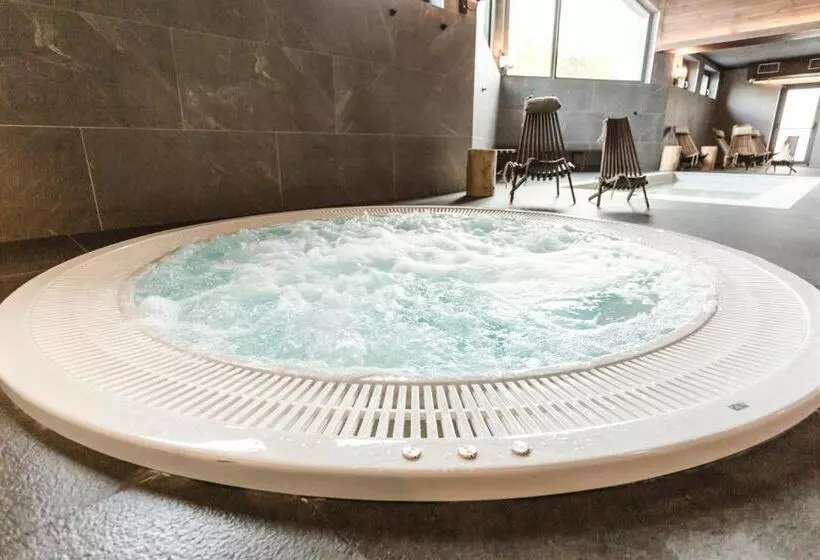 ホテル Arietes Marmont Resort