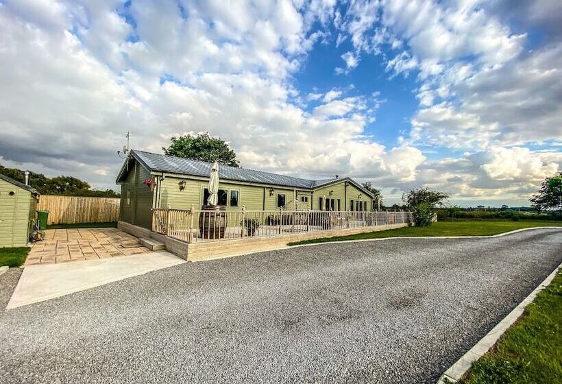 ホテル Beautiful 3 Bed Luxury Private Lodge In York