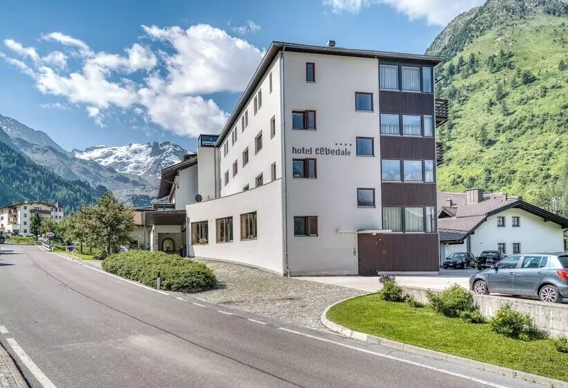 Hotelli Cevedale