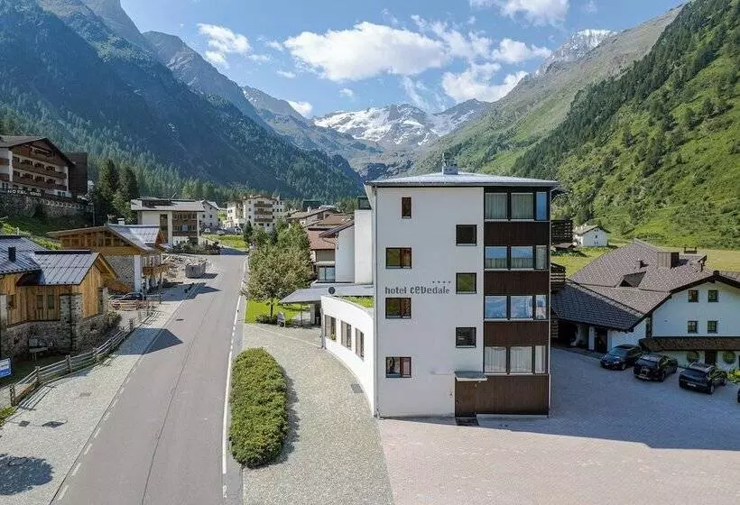 Hotelli Cevedale