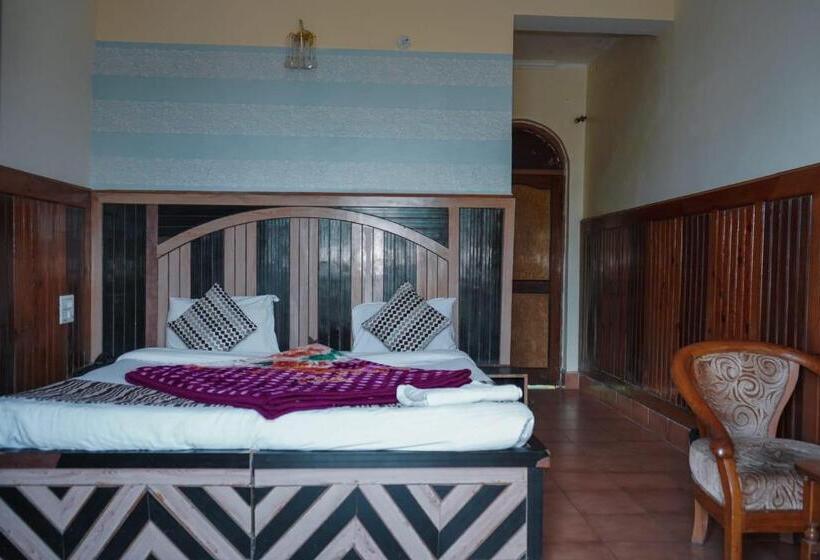 Hotel Himalaya Mount View Resort Kausani