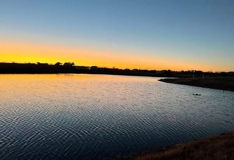 Hotelli Lake Serenity Ranch