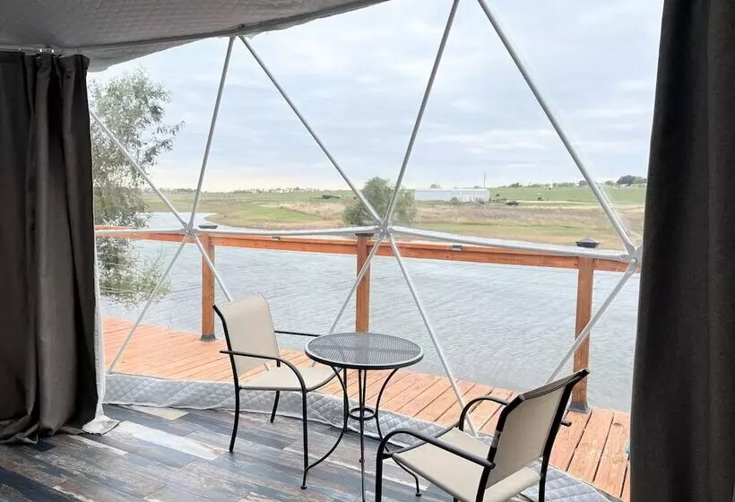 Hotelli Lake Serenity Ranch