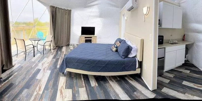 Hotelli Lake Serenity Ranch