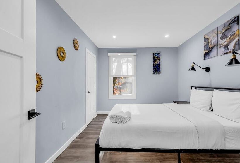 Luxury 3br House In Charlotte