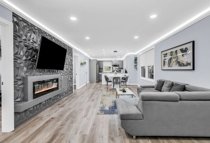 Luxury 3br House In Charlotte