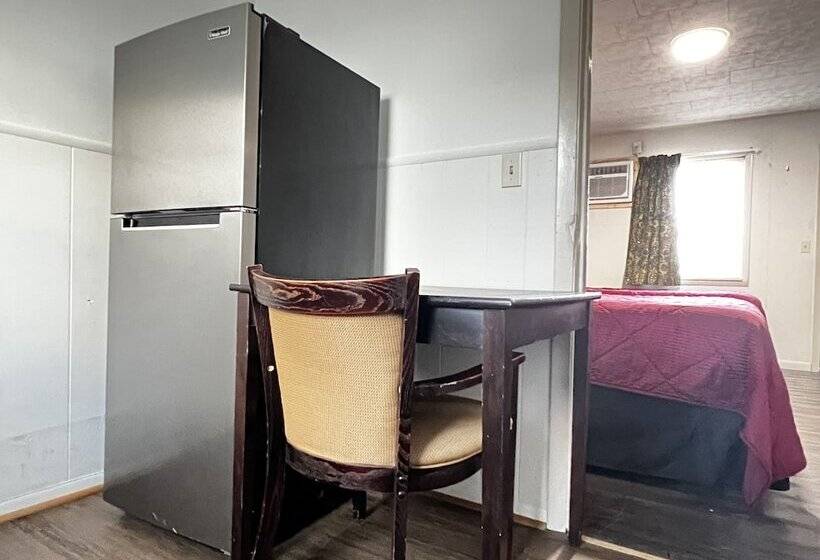 汽车旅馆  Family Inn