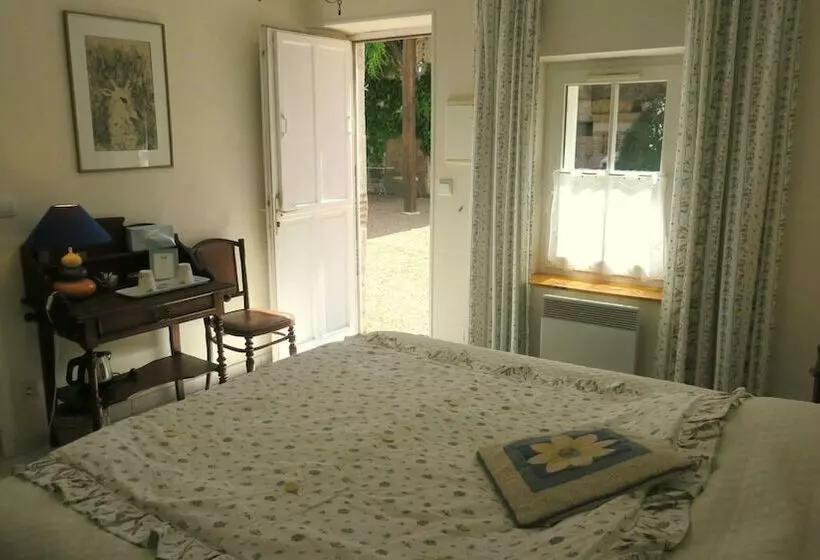 ペンション Les Salamandres Maison D Hôtes
