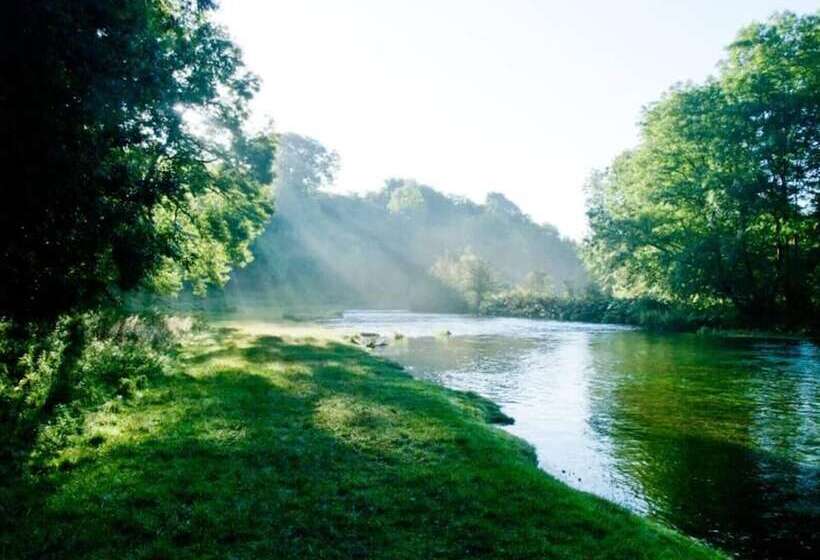 住所  Cosy And Quirky House In The Heart Of Bakewell