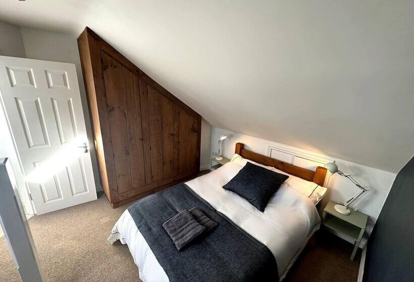 住所  Cosy And Quirky House In The Heart Of Bakewell