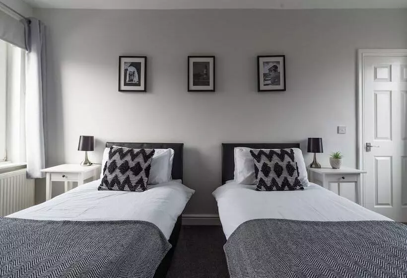 Residenssi Hawthorn House   2bedroom Ashington Northumberland