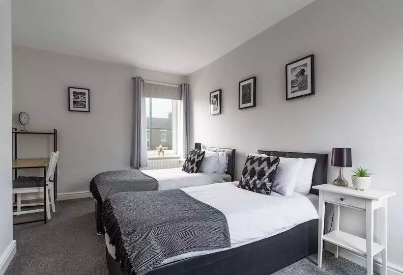 Residenssi Hawthorn House   2bedroom Ashington Northumberland