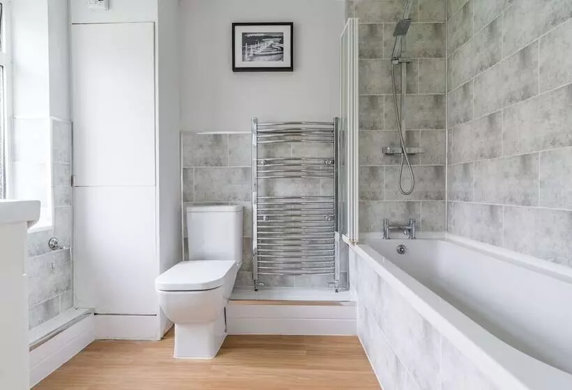 Residenssi Hawthorn House   2bedroom Ashington Northumberland