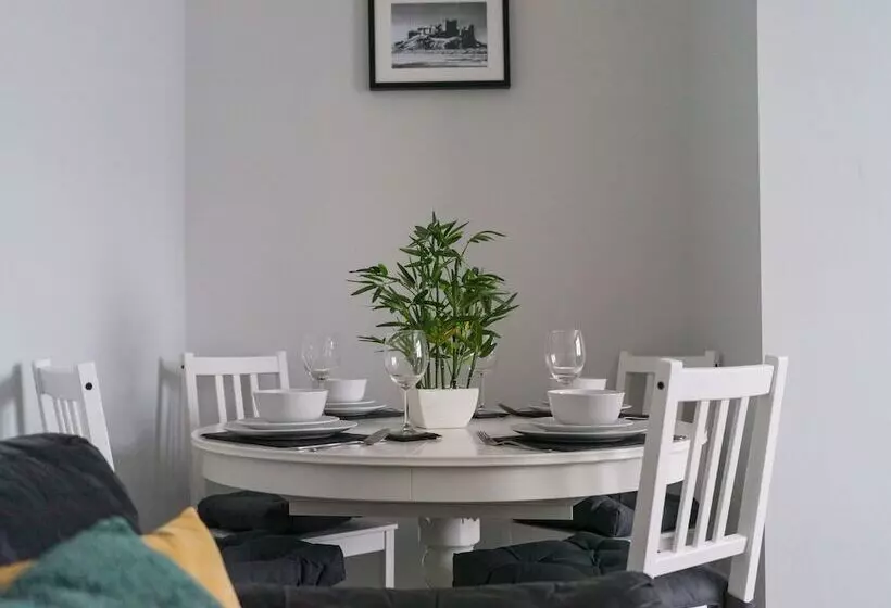 Residenssi Hawthorn House   2bedroom Ashington Northumberland